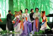 HaPhuong-Sings-15
