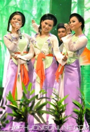 HaPhuong-Singer-Viet-Nam-15